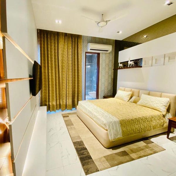 Beverly Golf Avenue 1 - Property Gallery Image | Realty Holding & Management Consultants